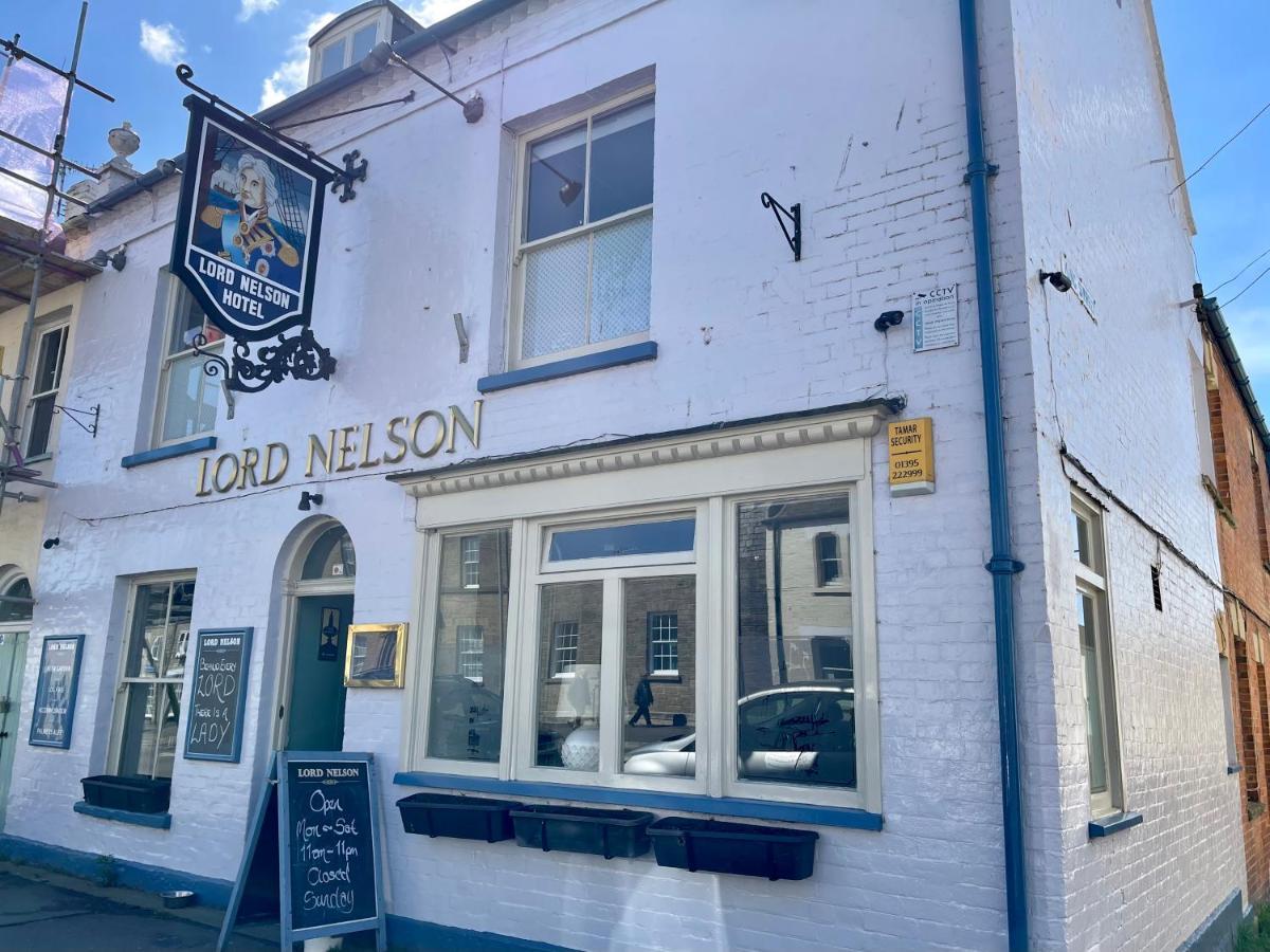 Lord Nelson Hotel Bridport Exterior photo